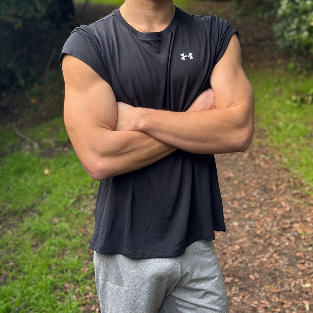 UNDER ARMOUR MEN LOOSE HEATGEAR T SHIRT BODYBUILDER BODYBUILDING FOOTBALL JOCK L